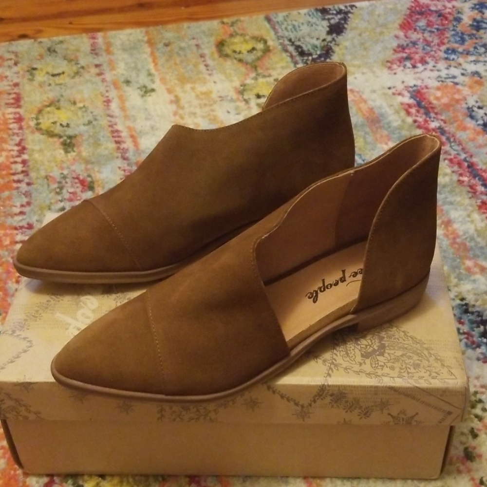 Free People Royale Flat size 37 color cocoa NWT